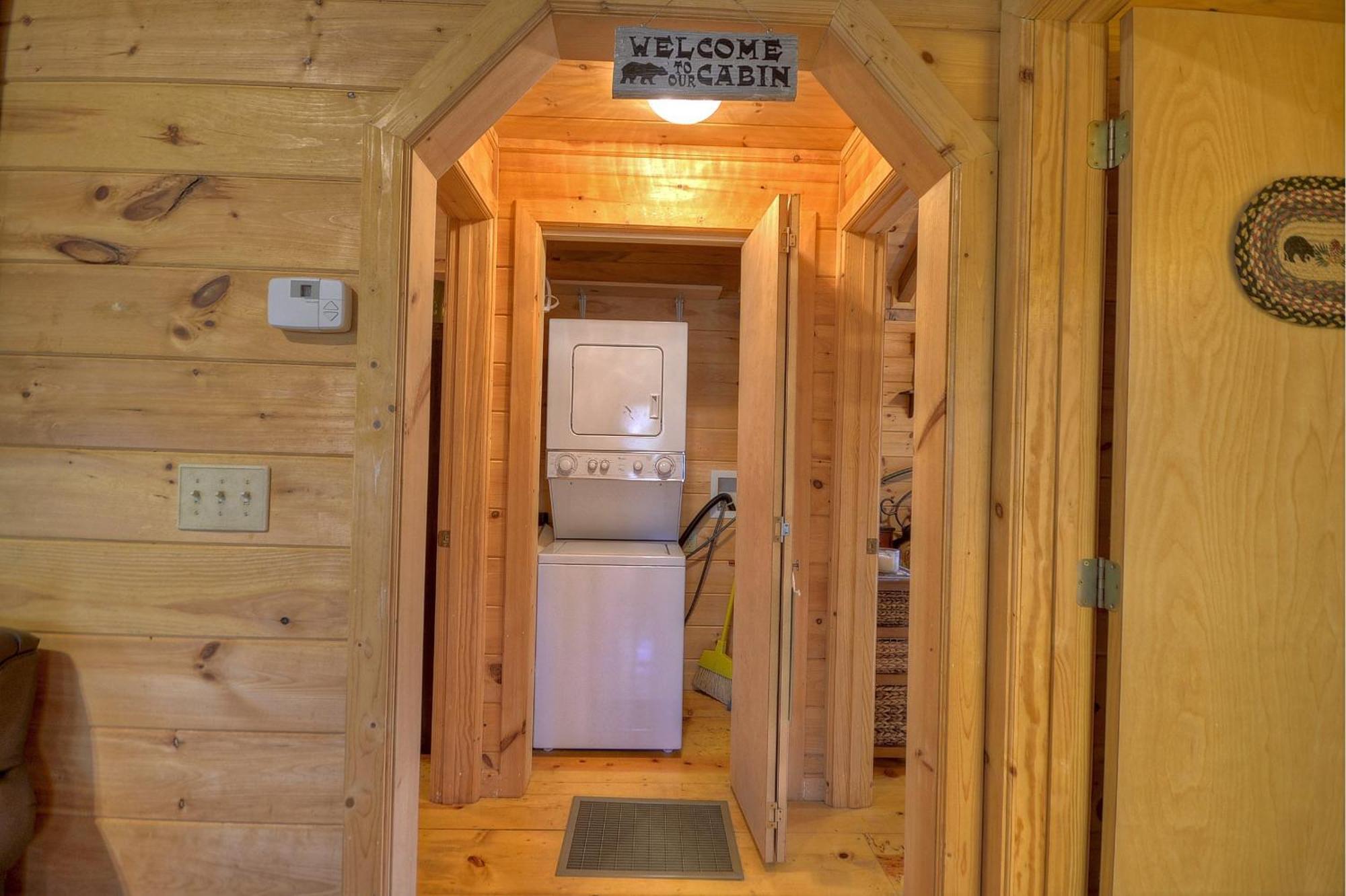 Knotty Pines Pet-Friendly Gas Fireplace Plus A Firepit Cherry Log Екстериор снимка