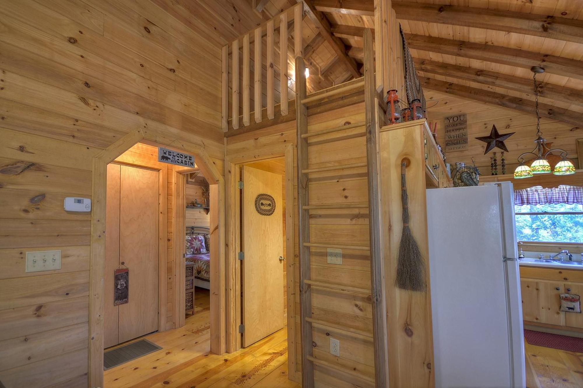 Knotty Pines Pet-Friendly Gas Fireplace Plus A Firepit Cherry Log Екстериор снимка